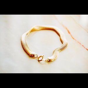 Vintage herringbone chain bracelet